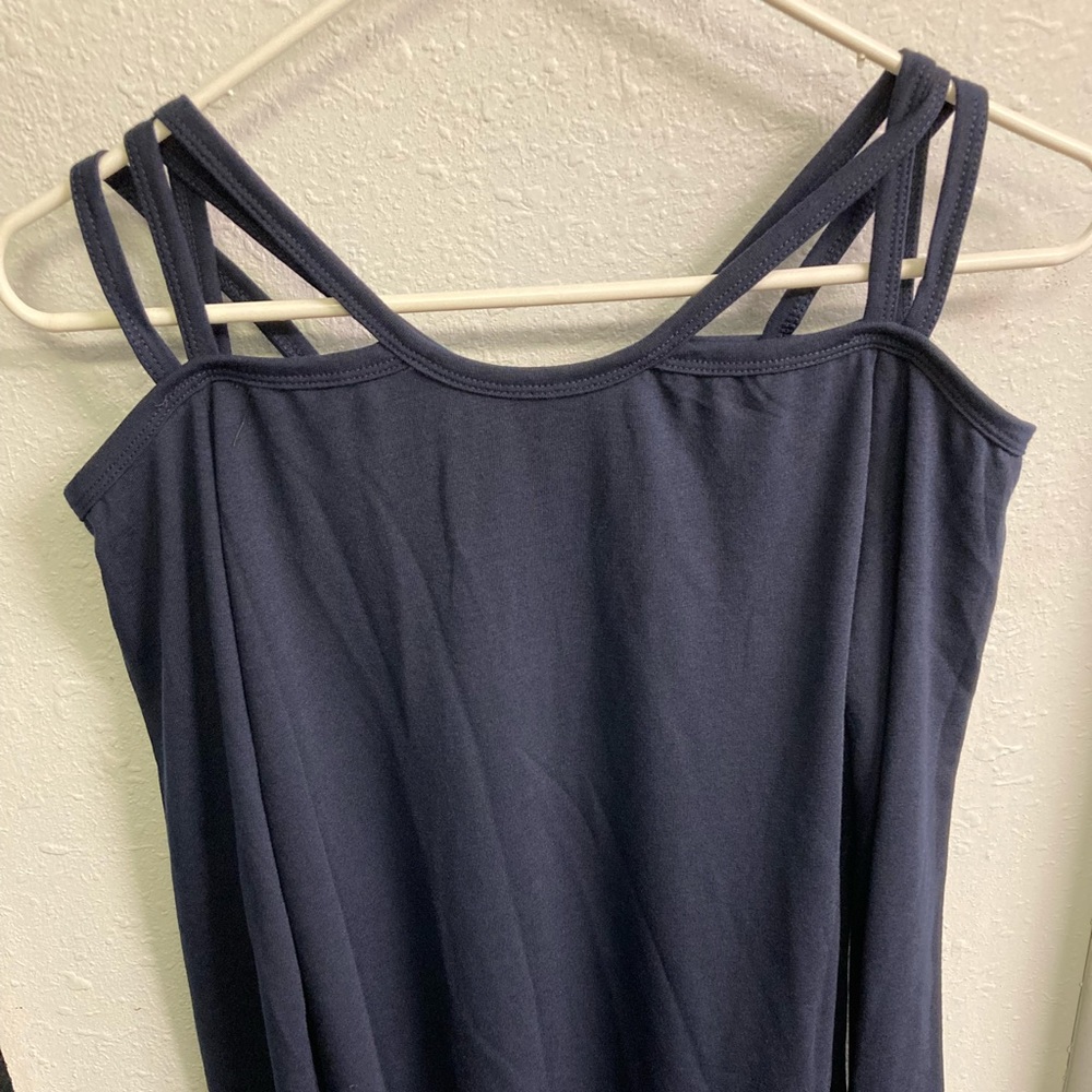 Cold Shoulder Long Sleeve - Picture 5 of 7
